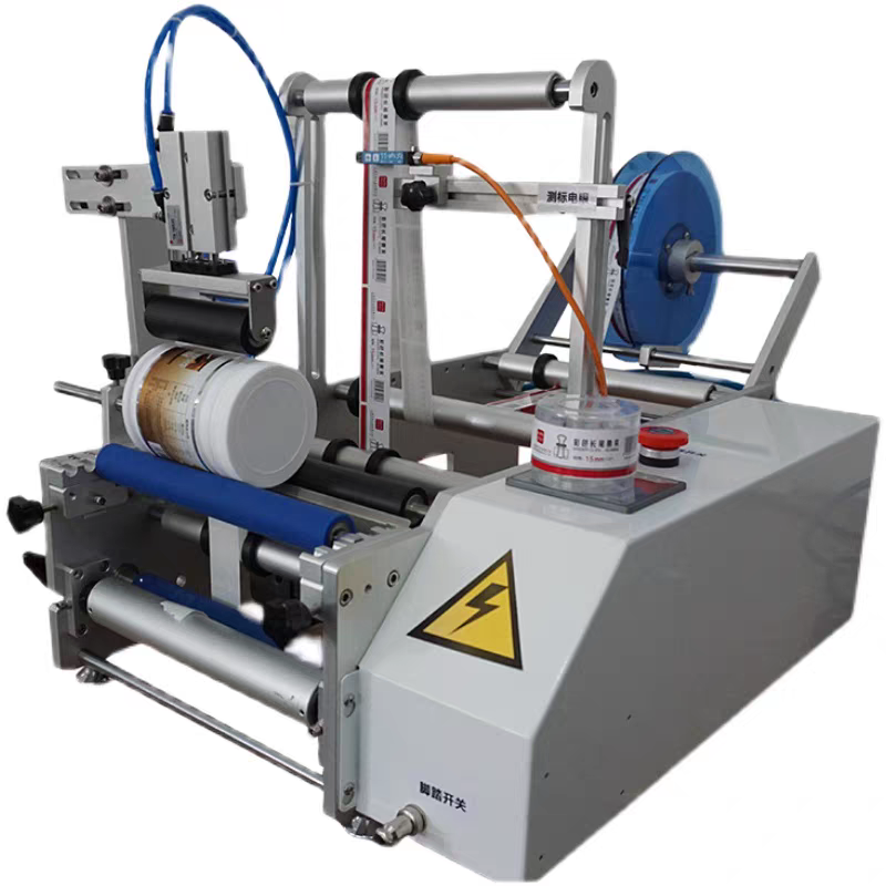 Etichettatrice per lattine di  - Wine In Beer recensione e prezzo