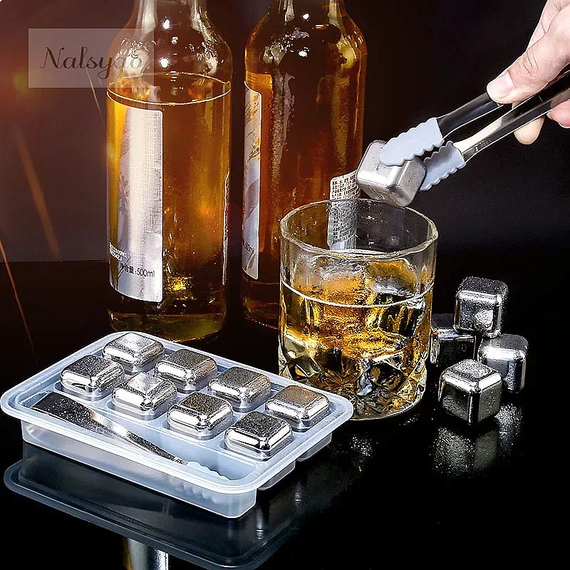 Set di cubetti refrigeranti in - Whiskey Stone Set recensione e prezzo
