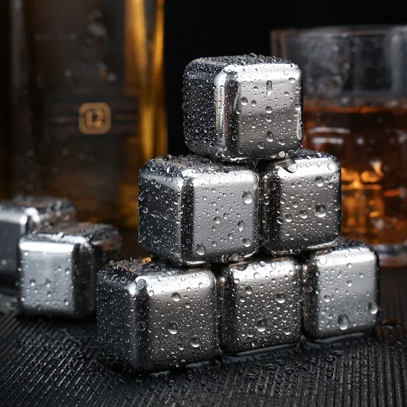 Set di cubetti di ghiaccio in  - Whiskey Stone Set recensione e prezzo